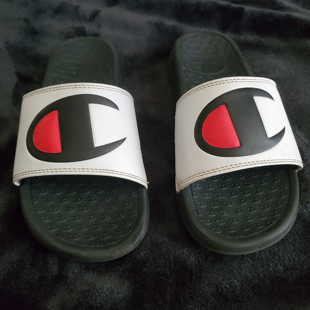 *3-for-$20* Champion Slides, Black / White / Red (size 4y)